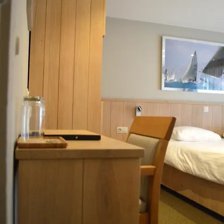 Hotel Honfleur 3*